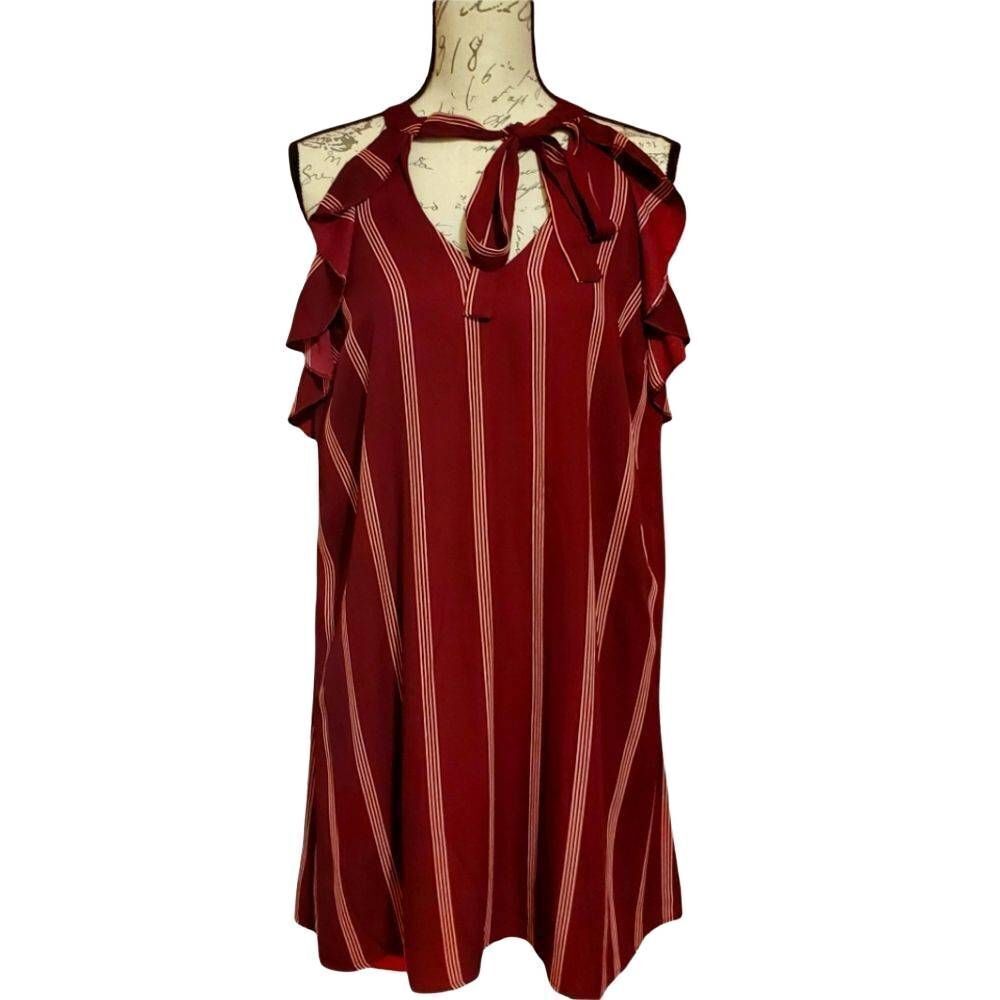 City Triangles Women's Size Large Burgundy Striped Ruffled Halter Keyhole Dress